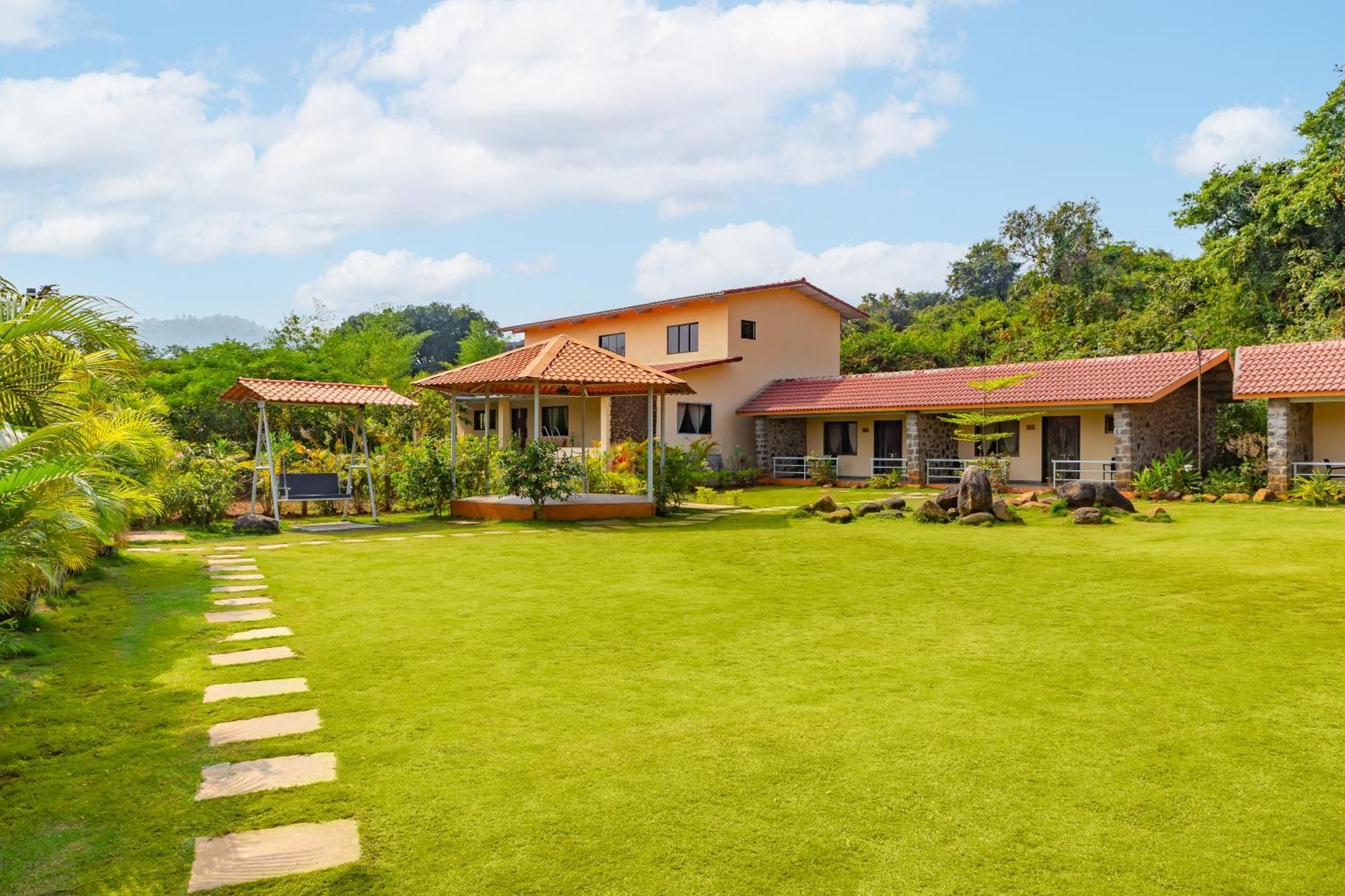 Casa Amora Lonavala Ngoại thất bức ảnh