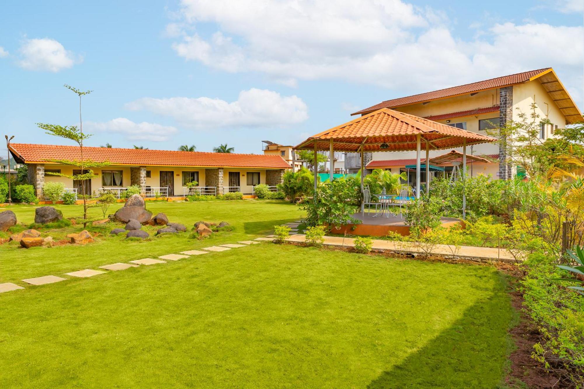 Casa Amora Lonavala Ngoại thất bức ảnh